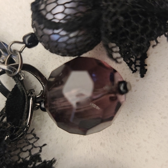 DESIGNER black chain choker - Picture 7 of 8